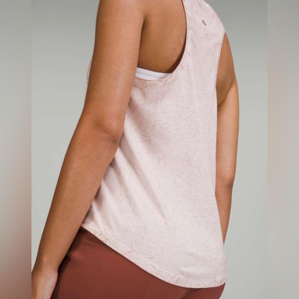 Lululemon Love Tank Top in Summit Wash Smoky Topaz - Picture 4 of 7